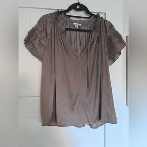 Evereve satin top